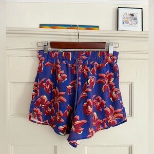 Athleta Crossroads Short, X Small, Purple/Red